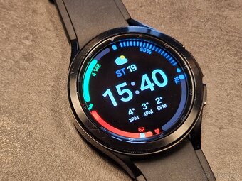 Chytré hodinky Samsung Watch 4 Classic - 6