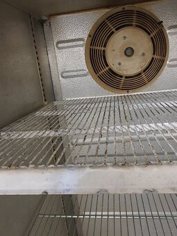 levná prosklená vitrína – lednice s DOPRAVOU - 6