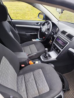 Škoda Octavia kombi 1.9 TDi - 6