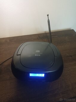 Rádio s CD Zn. ECG - 6