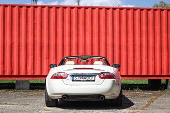 Jaguar XK 4.2 V8 Cabrio A/T - 6
