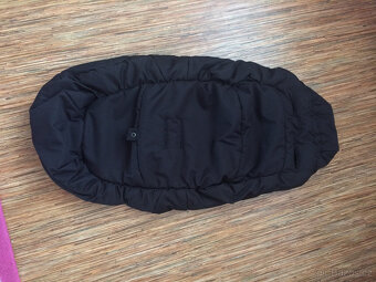 Maxi-cosi Univerzální fusak do kočárku - Essential Black - 6