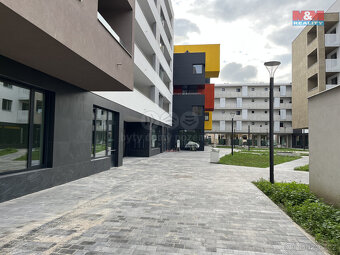 Pronájem obchod a služby, 75 m², Pardubice, ul. Smilova - 6