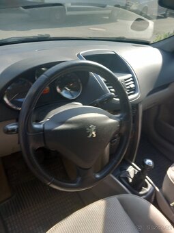 Peugeot 207 1.4 65 kw panorama 2007 - 6