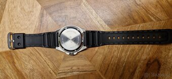 Casio MDV-107 - 6