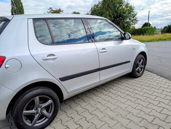 ŠKODA FABIA II 1.4 16V 63kW POUZE 117 157KM 2008 - 6