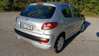 Peugeot 206+ 1,4i - 6