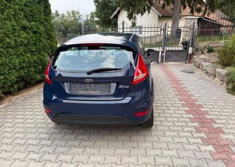 Ford Fiesta 1,2i Klima výhřev sedadel+skla benzín - 6