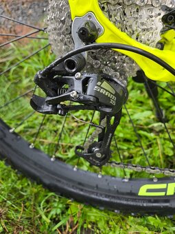 Crussis E-Largo 7.7S 18" - 6