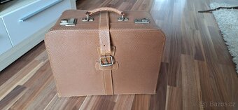 Šicí stroj LADA T132 - 6