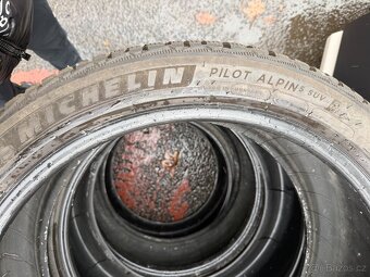 255/40 R21 285/35 R21 Michelin Pilot Alpin 5 SUV R.2021 - 6