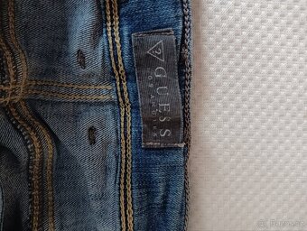 PRODÁM DÁMSKÉ SKINNY DŽÍNY GUESS - 6