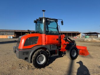 Teleskopický kloubový nakladač ER1500F - 6