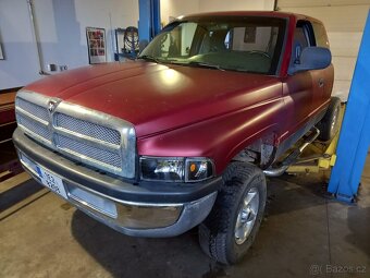Dodge RAM 5.9 V8 4x4 AT motor i převodovka po GO, zvýšený - 6
