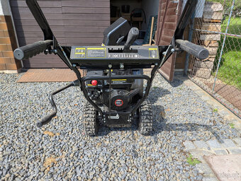 AGAMA 651Q dvoustupňová sněhová fréza 6,5HP - 6