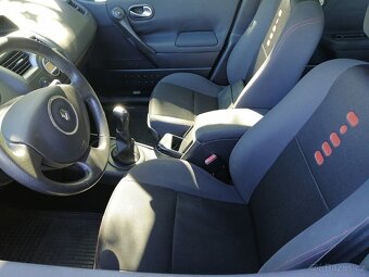Renault Megane 1.6i 82kW benzín - 6