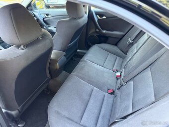 Honda Accord 2.2 i-DTEC Executive 6MT, Diesel 110 kW 160Tkm - 6