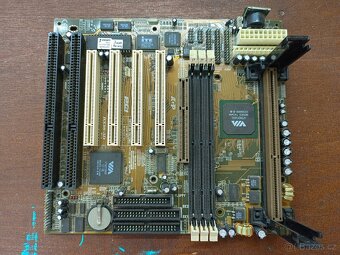 historické základní desky, 386 socket 3, socket 7, RAM - 6