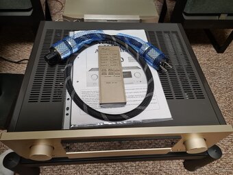 Accuphase E-350 - 6
