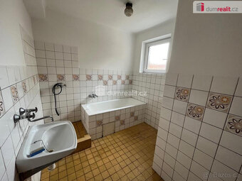 Prodej vícegeneračního rodinného domu o dispozici 5+1 v Doln - 6