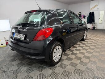 Peugeot 207 TRENDY 1.4 - 6