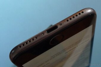 Apple iPhone SE 2020 64GB Baterie 78% - 6