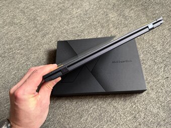 ASUS ExpertBook B9 OLED - 6