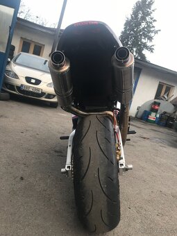 Honda VTR 1000 SP2 - 6