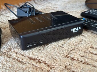 Televize SHARP + Set-top box - 6