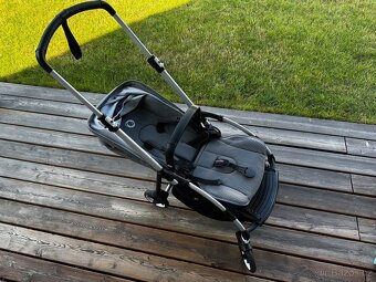 Kompletní výbava kočárek BUGABOO Bee 6 / Grey Melange - 6
