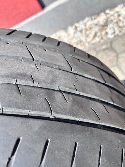 Pneu Bridgestone dvourozměrná 275/35 RF21 99Y 245/40RF21 99Y - 6