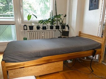 Dřevĕná postel s elektrickým roštem - 6