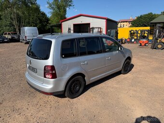 Vw Touran 1.4 Tsi 2009 - 6