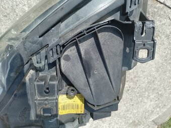 Levý bixenon BMW e92/e93 - 6