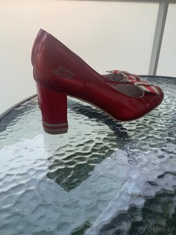 Červené lodičky na podpatku velikosti 40 - 6
