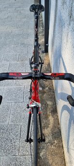 Karbonové silniční kolo - 6