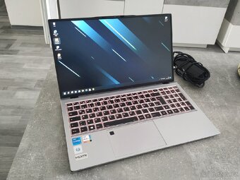 Terra Mobile 1551 (Clevo NS51MU) - 6