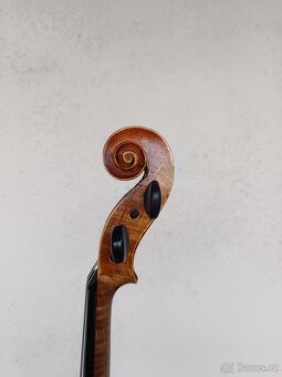 Housle - 6