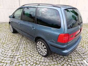 Volkswagen Sharan 1.8 turbo benzín 150 koní - 6