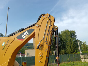 CATERPILLAR 444 F2 Traktorbagr TOP STAV - 6