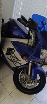 Yamaha FZR 600, rok 1995 - 6