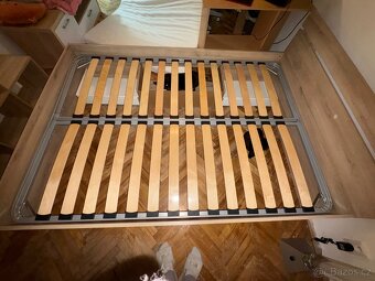 Postel 140×200 cm s roštem a matrací - 6