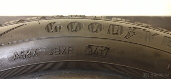 Goodyear Ultragrip 9 185/55 R15 82T 6,5 - 7,5 mm - 6