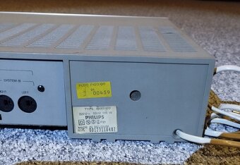 Zesilovač PHILIPS F4212 - 6
