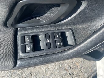 Škoda Fabia 1,2 TSi Serviska, Climatronic - 6
