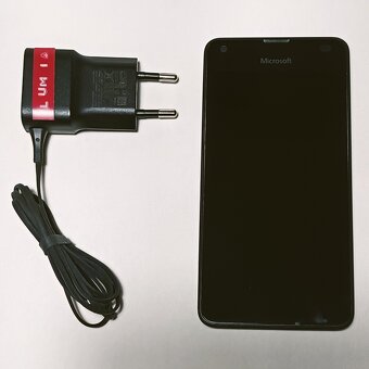 Microsoft Lumia 550, mobilní telefon - 6