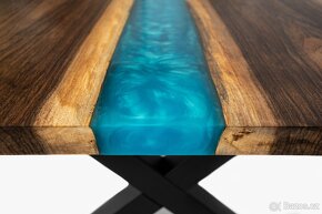 Jídelní epoxidový stůl - 6