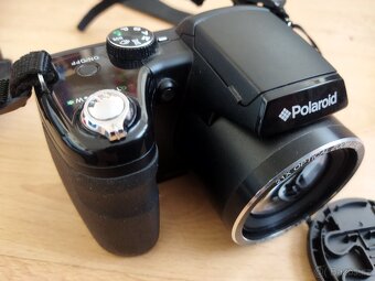POLAROID IS 2132 - 6