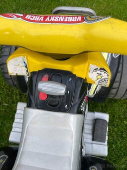 Čtyřkolka peg peg perego t-rex - 6