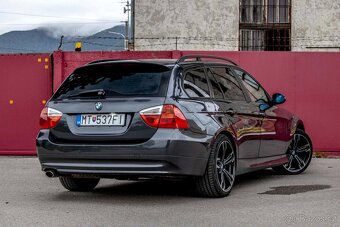 BMW Rad 3 Touring 320 i 150k A/T - 6
